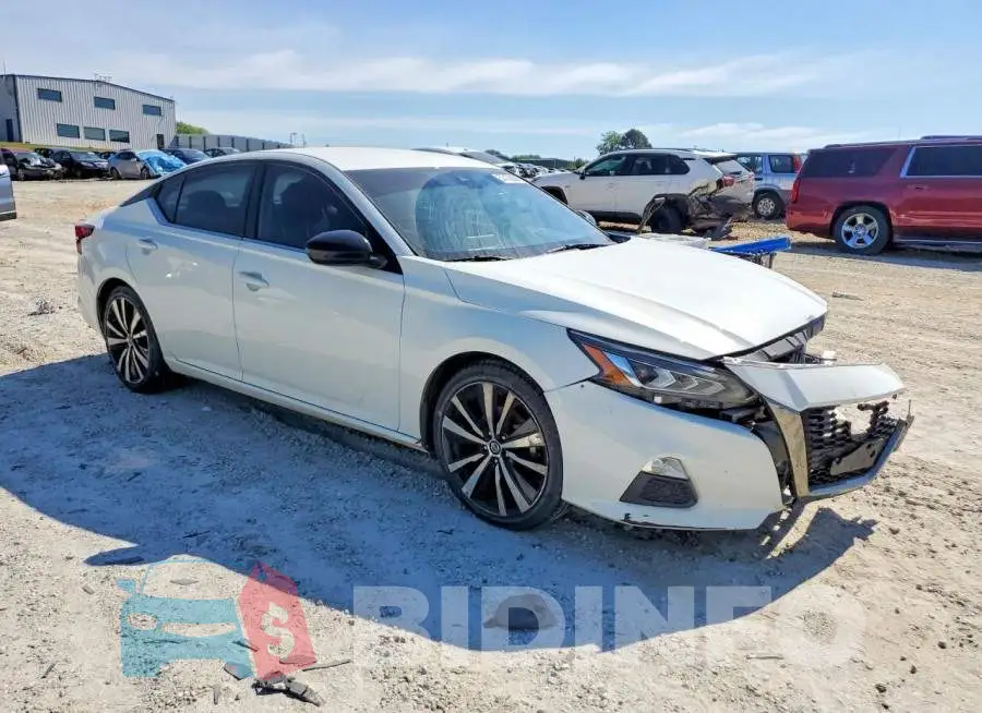 1N4BL4CV3LC230932 Photo# 4