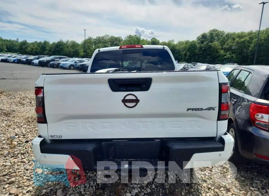 1N6ED1EK7PN611261 Photo# 6