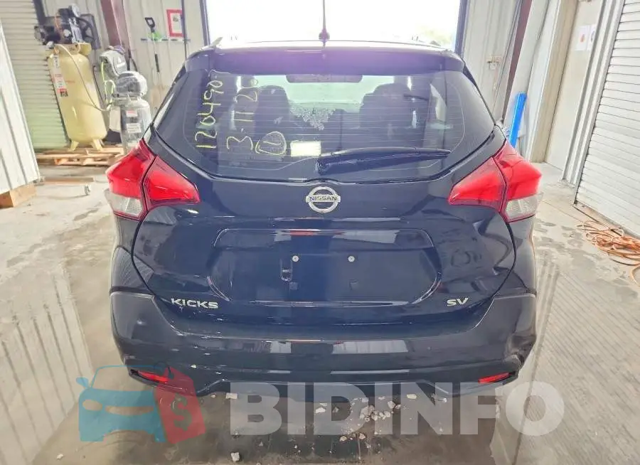 3N1CP5CU1JL523930 Photo# 6