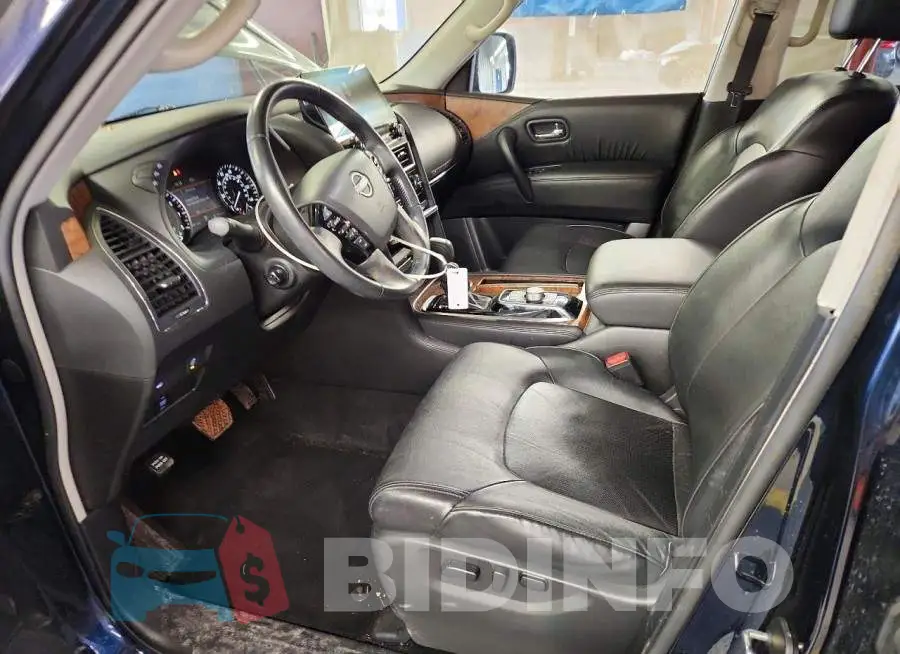 JN8AY2BC2N9162087 Photo# 7