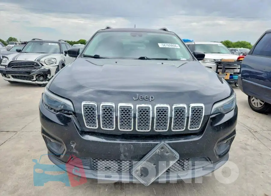 1C4PJLLB3MD103647 Photo# 5