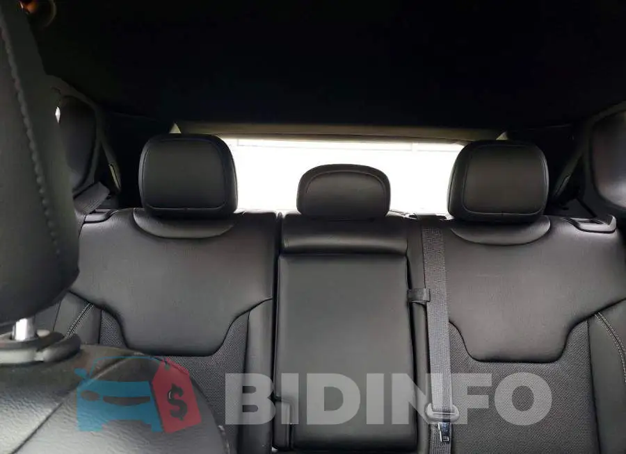 3C4NJDEB9MT524521 Photo# 10
