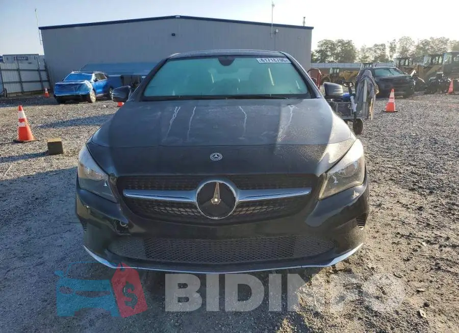 WDDSJ4EB3JN671096 Photo# 5
