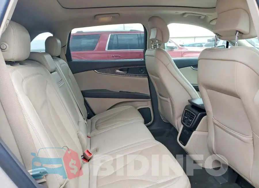 2LMPJ8LP4KBL16375 Photo# 11