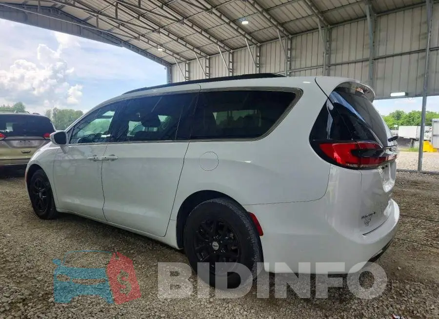 2C4RC1BG8NR178282 Photo# 2