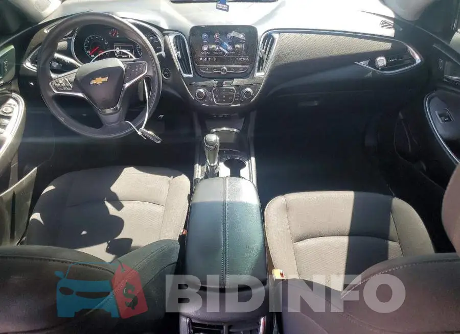 1G1ZD5ST0KF107879 Photo# 8