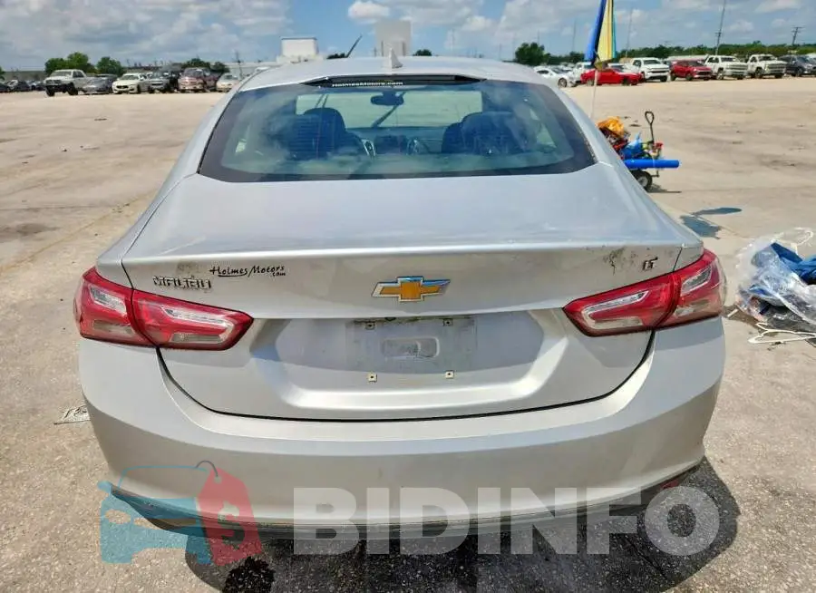 1G1ZD5ST6NF135867 Photo# 6