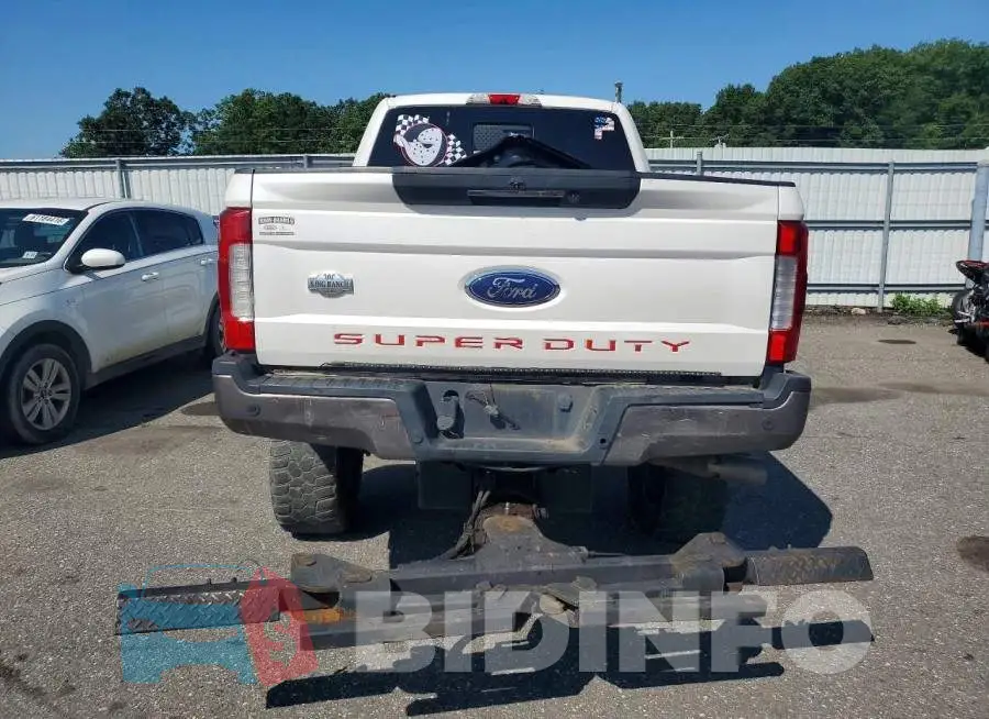 1FT7W2BT0JEC36250 Photo# 6