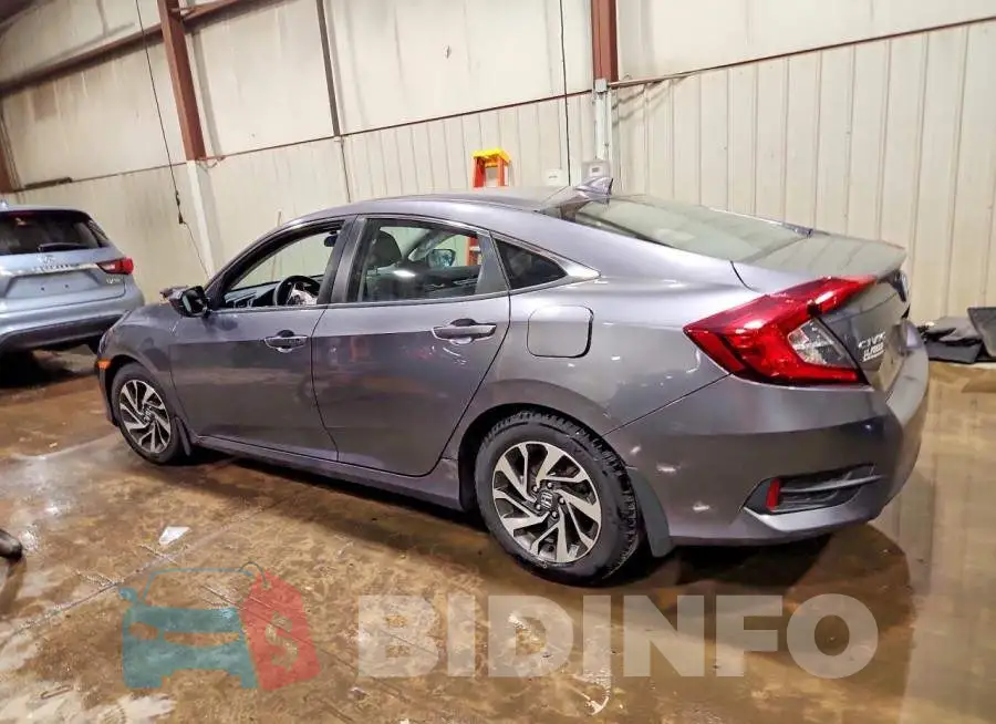 19XFC2F74HE218298 Photo# 2