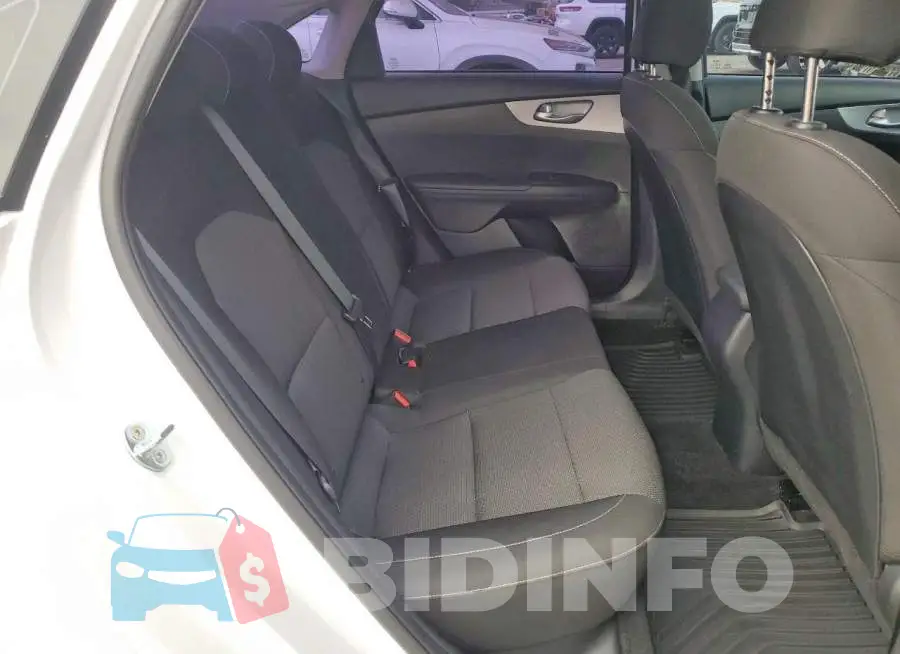 3KPF24AD7RE781200 Photo# 10