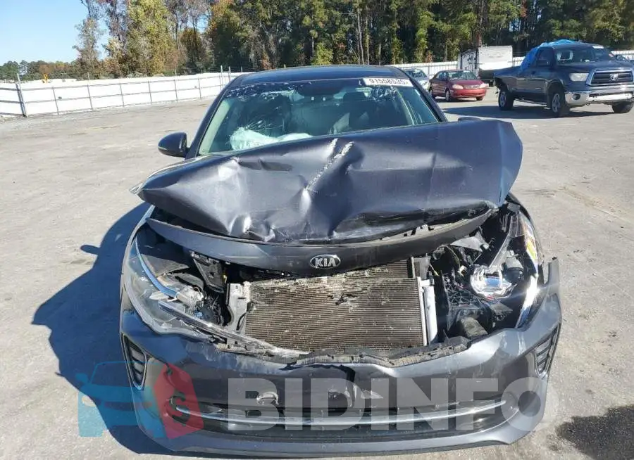 5XXGT4L39JG247472 Photo# 5