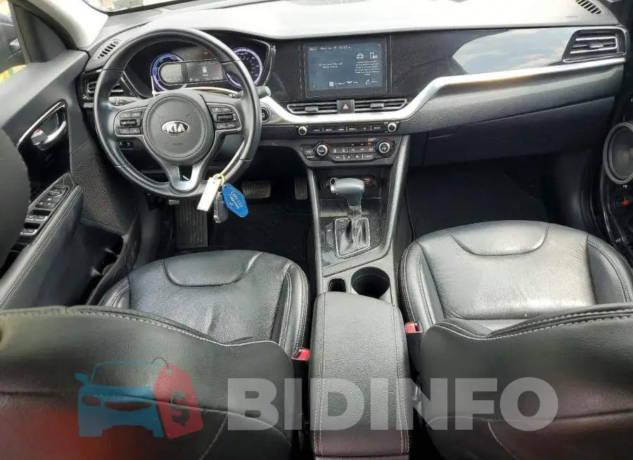 KNDCM3LD8L5404544 Photo# 8