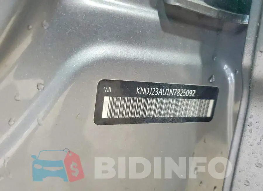 KNDJ23AU1N7825092 Photo# 14