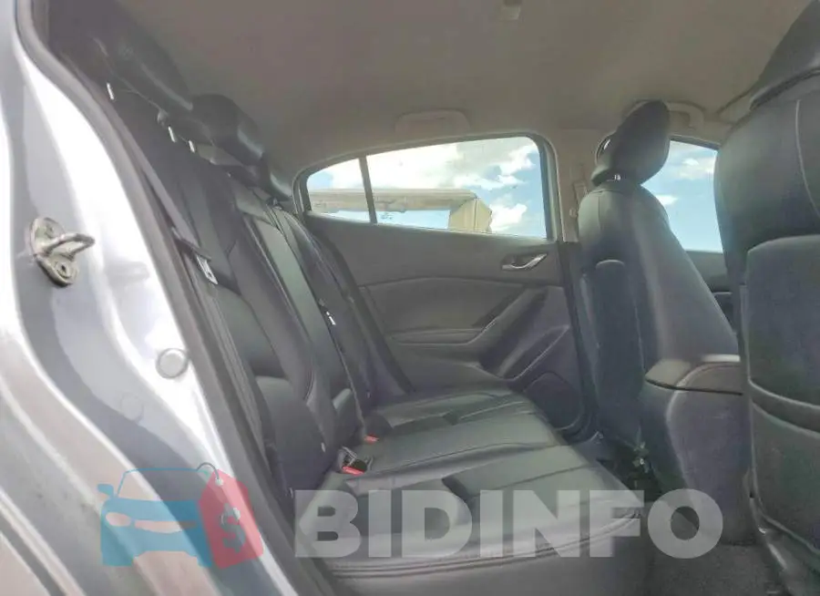 3MZBN1L30JM201916 Photo# 10