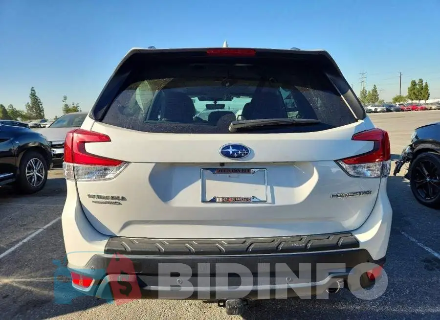 JF2SKAPCXPH452852 Photo# 6