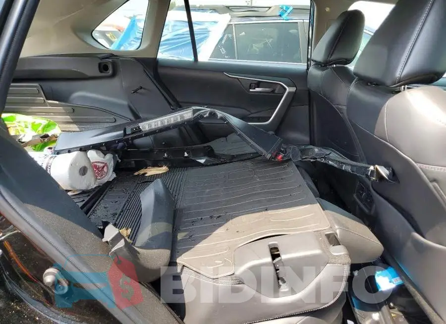 2T3B6RFV5PW039879 Photo# 11