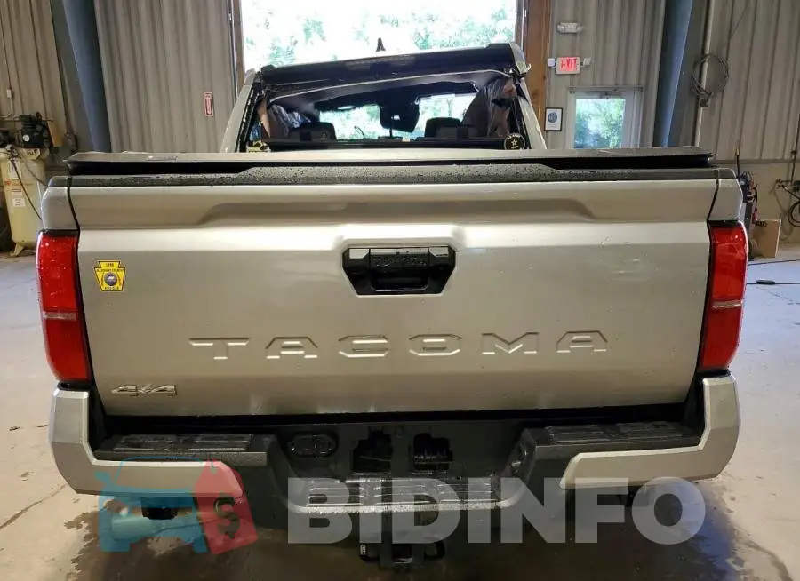 3TMLB5JN4SM171073 Photo# 6