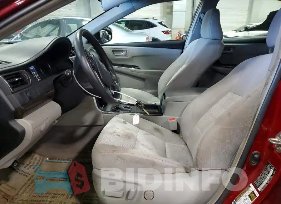 4T1BF1FKXHU759938 Photo# 7