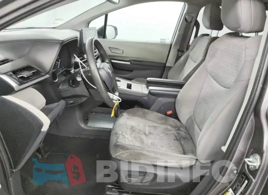 5TDBRKEC9NS087737 Photo# 7