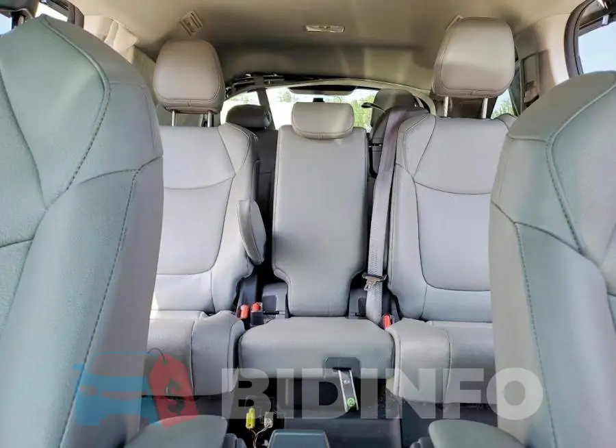 5TDJRKEC2RS187180 Photo# 10