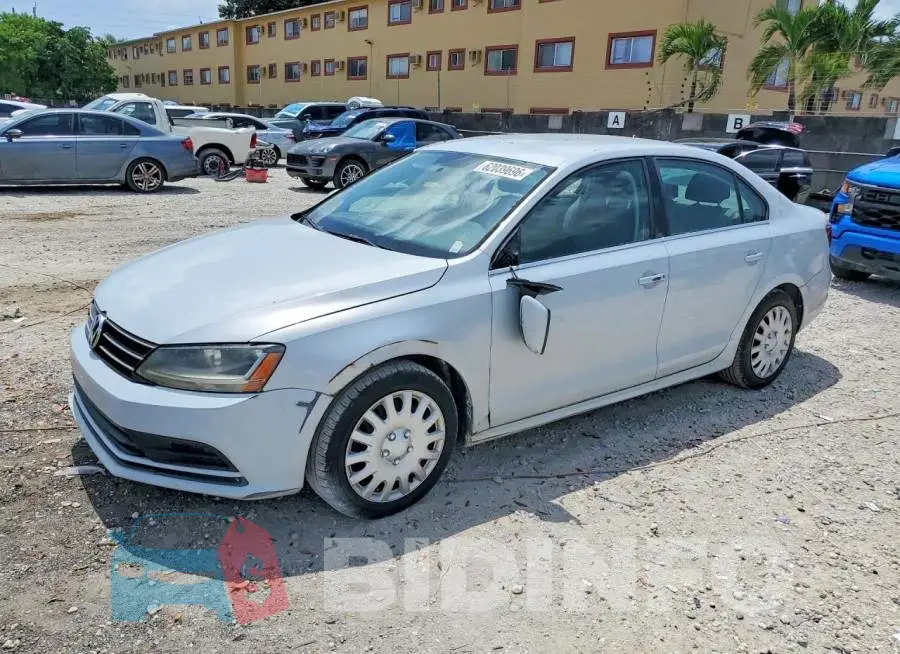 3VW2B7AJ3HM223173 Photo# 1
