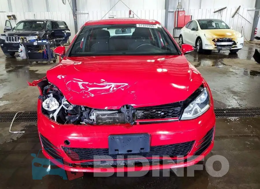 3VW4T7AU4HM077141 Photo# 5