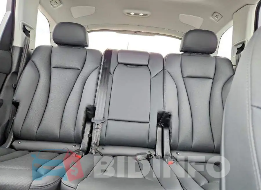WA1LXBF74PD007152 Photo# 10