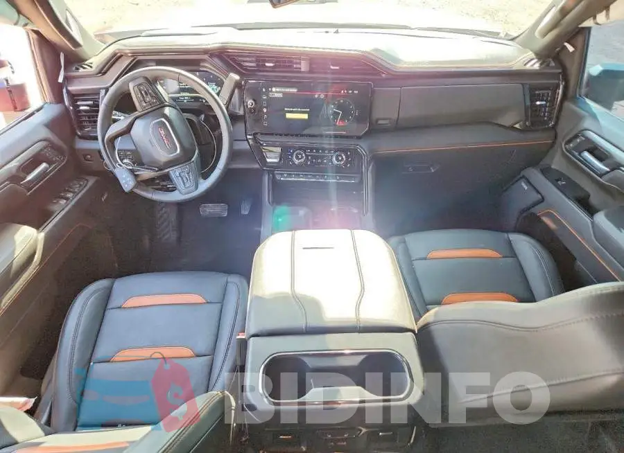 1GT4UPEY9SF350630 Photo# 8