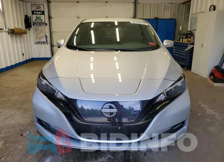 1N4CZ1CV9RC550010 Photo# 5