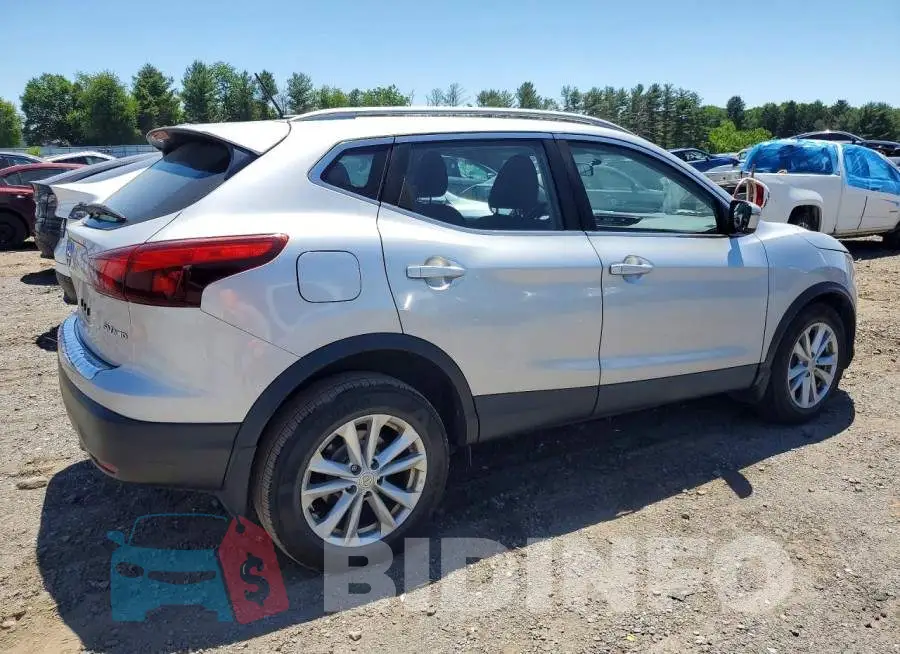 JN1BJ1CR4HW123818 Photo# 3