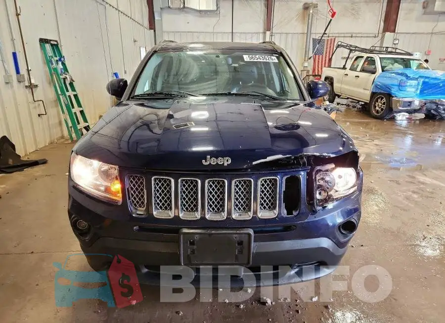 1C4NJDEB3HD154355 Photo# 5