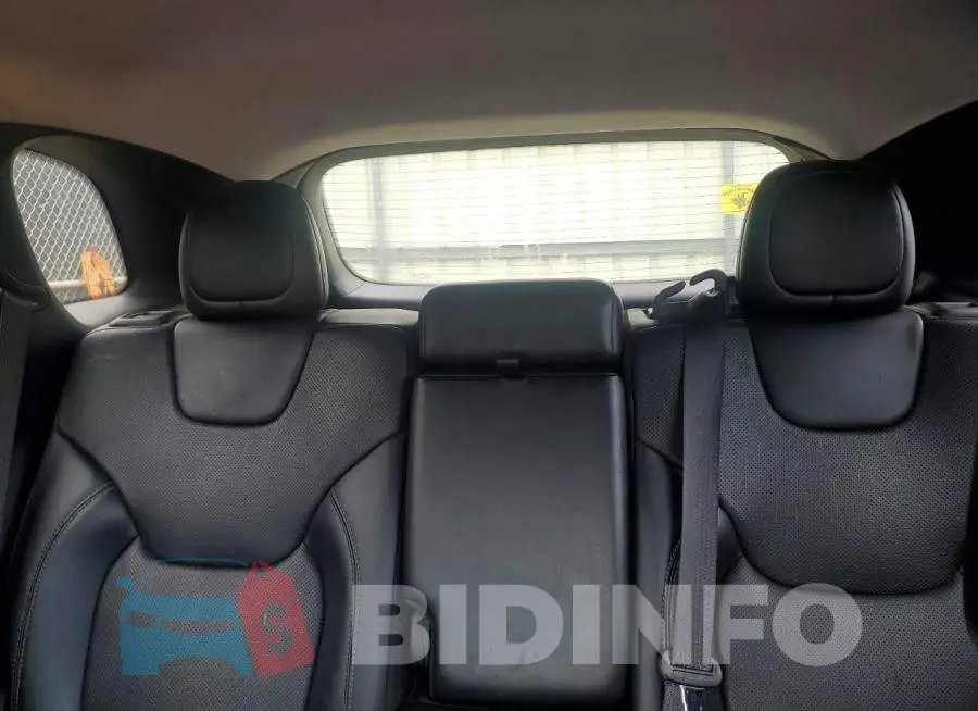 1C4PJLDB5KD419384 Photo# 10