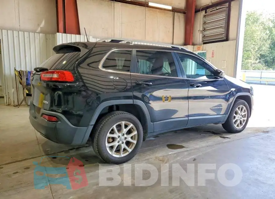 1C4PJLLB5JD596985 Photo# 3