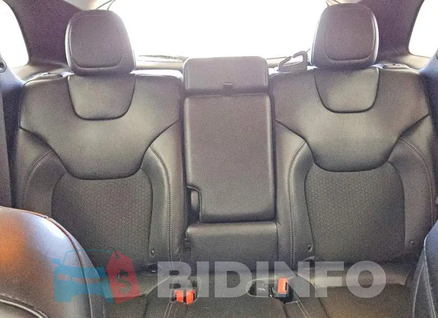 1C4PJLLX9KD439523 Photo# 10