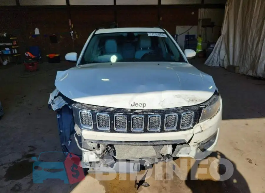 3C4NJCBBXKT819624 Photo# 5