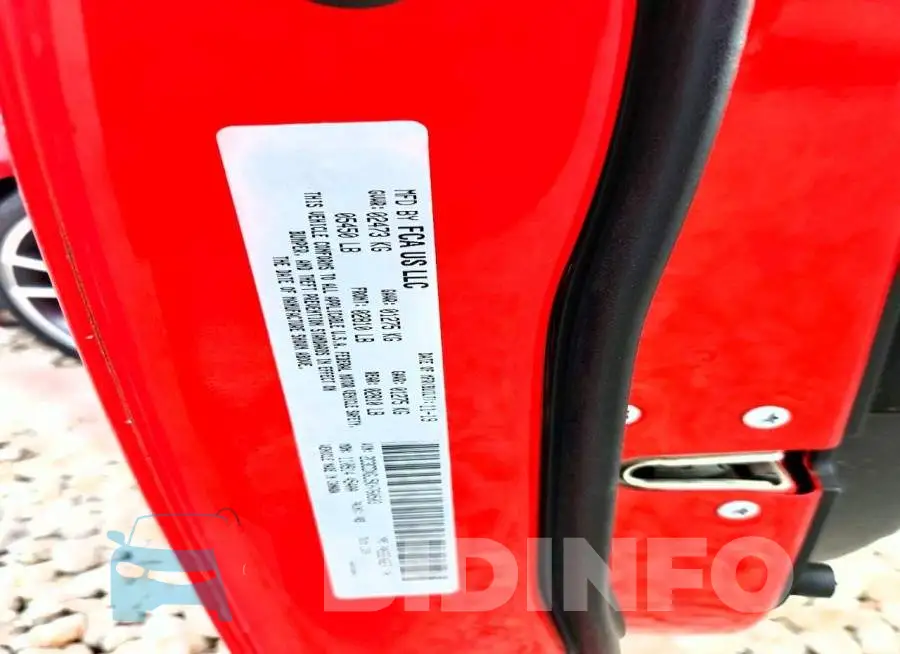 2C3CDXGJ5KH760503 Photo# 12