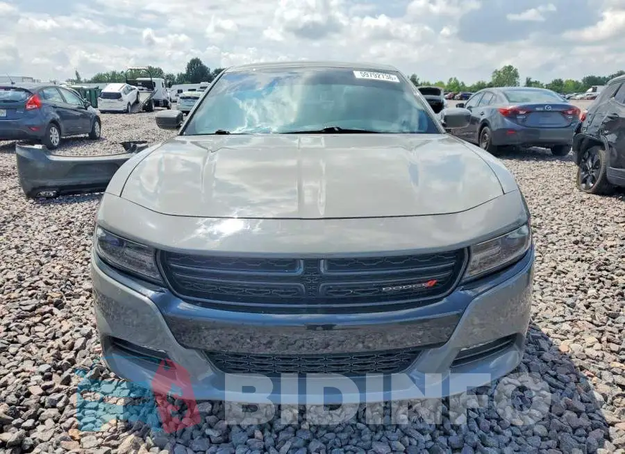 2C3CDXJG6HH585619 Photo# 5