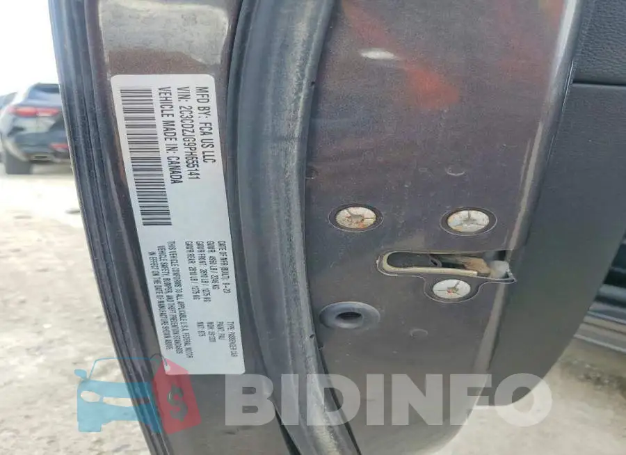 2C3CDZJG9PH655141 Photo# 12
