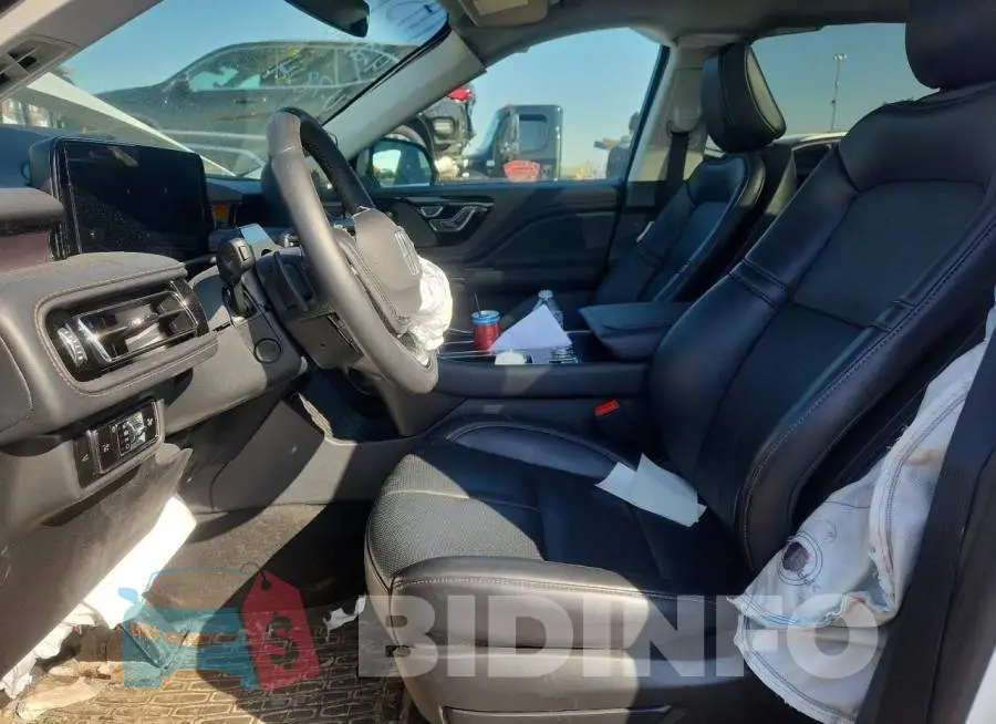5LM5J6XC1SGL27824 Photo# 7