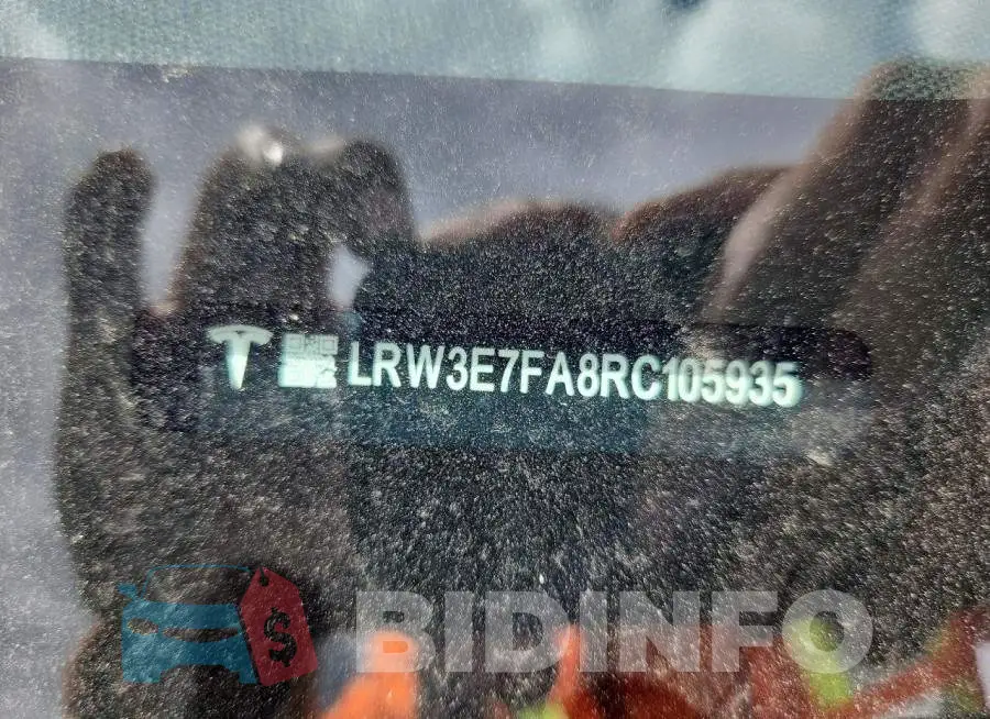 LRW3E7FA8RC105935 Photo# 12
