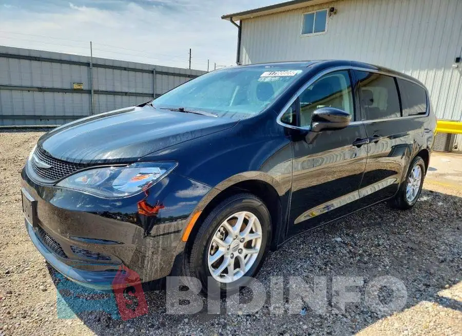2C4RC1CG3NR159833 Photo# 1
