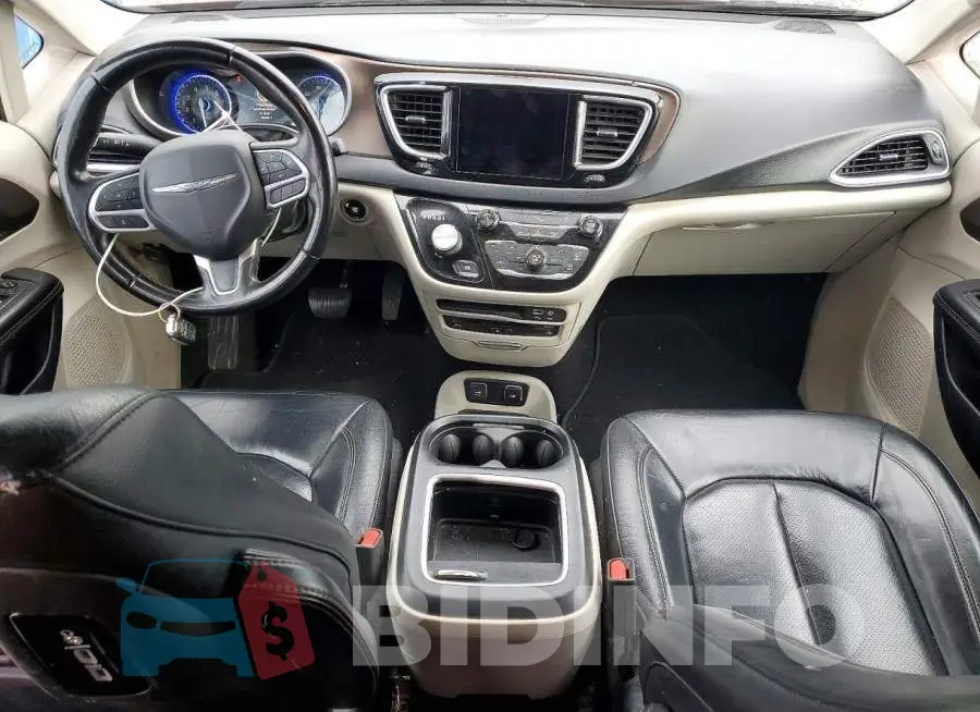 2C4RC1EG1JR270730 Photo# 8