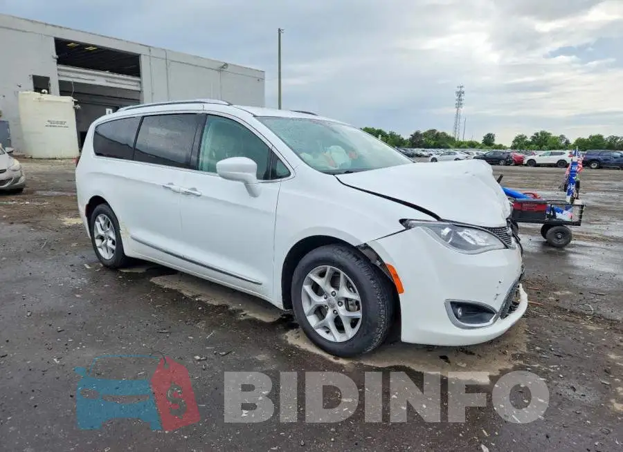 2C4RC1EG4HR653555 Photo# 4