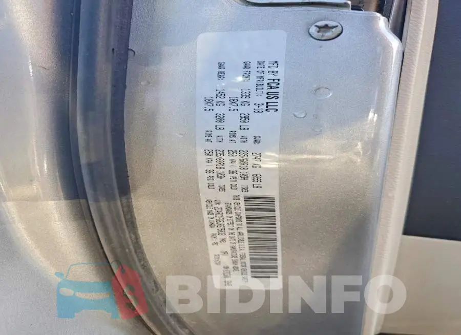 2C4RC1FG6JR275033 Photo# 13