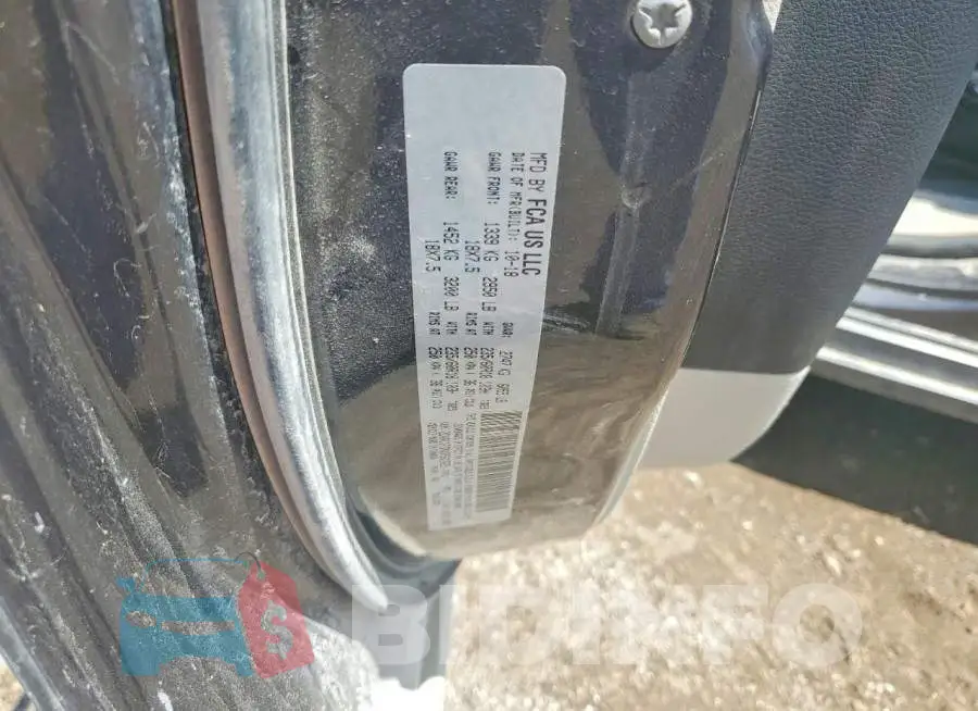 2C4RC1FGXKR561825 Photo# 13