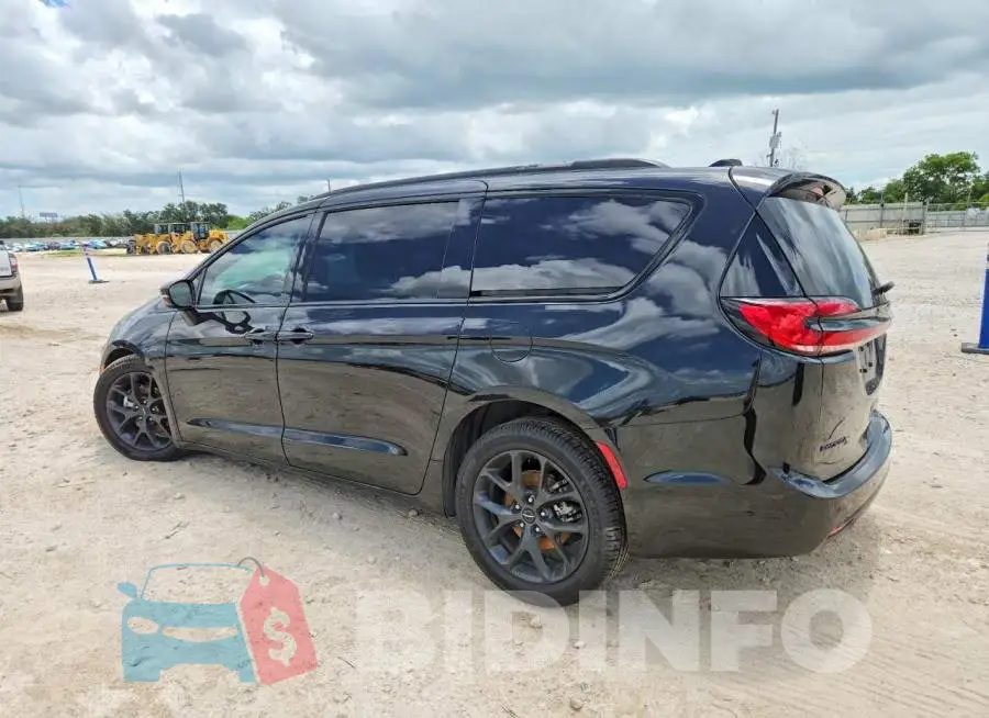 2C4RC1GG7NR201818 Photo# 2