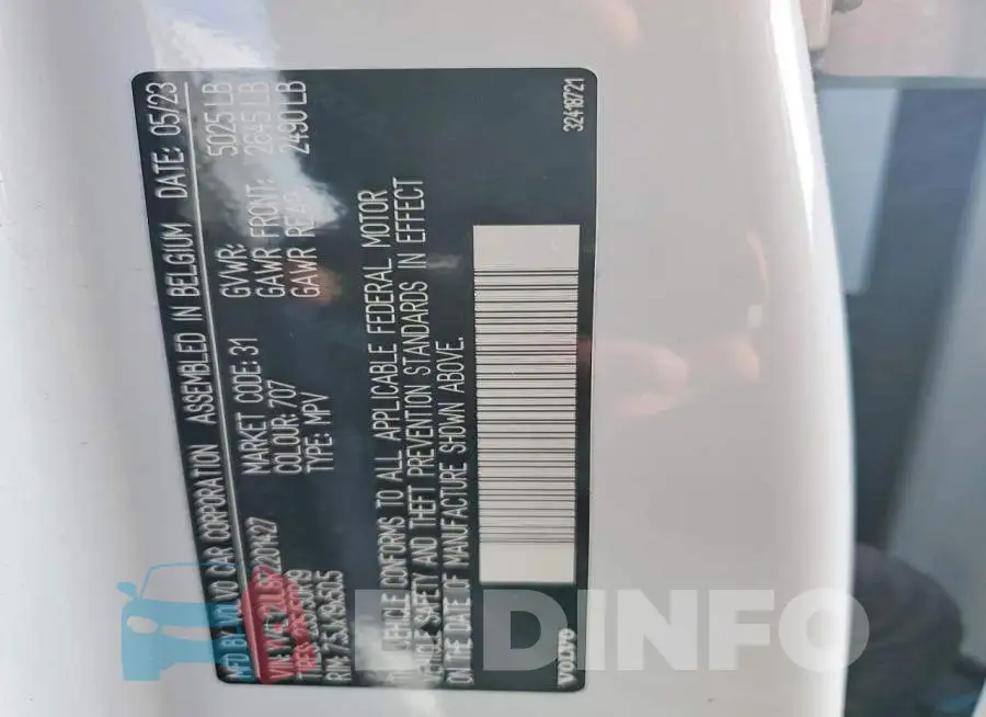 YV4L12UL8R2201427 Photo# 12