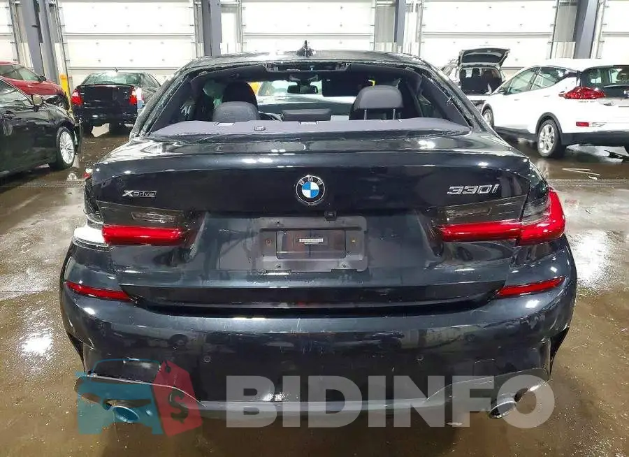 3MW5R7J02M8B89665 Photo# 6