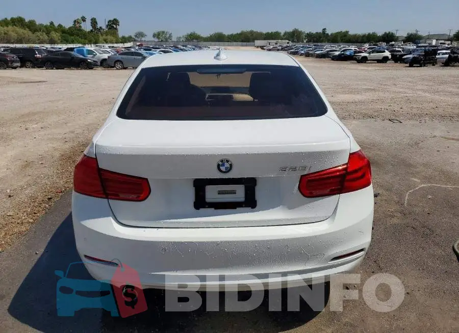 WBA8E1G57HNU12939 Photo# 6