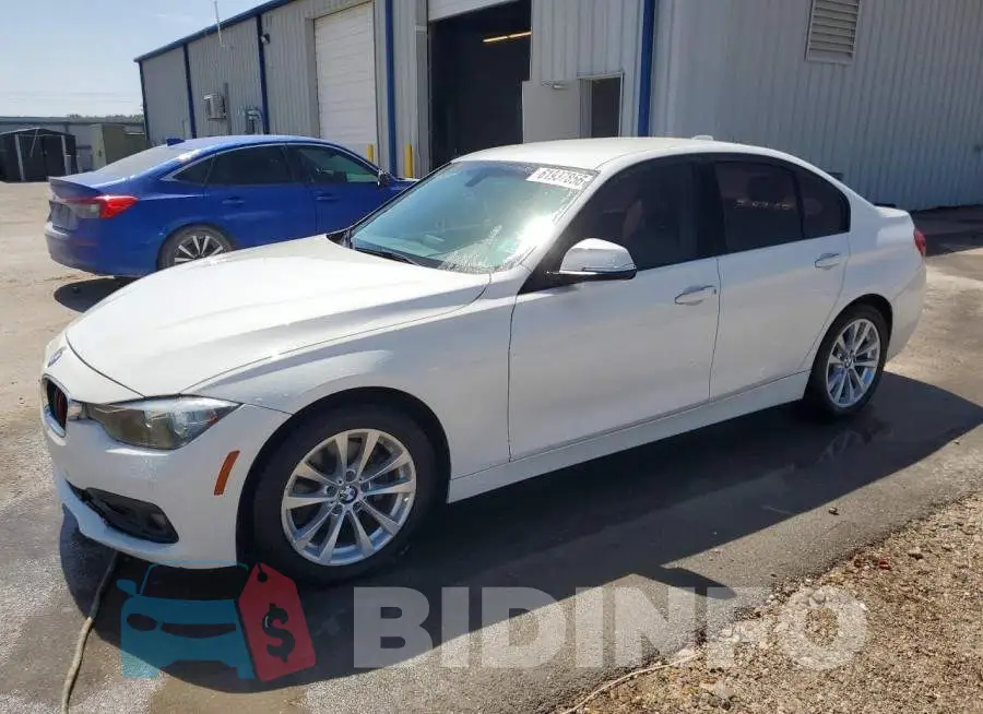 WBA8E1G57HNU12939 Photo# 1